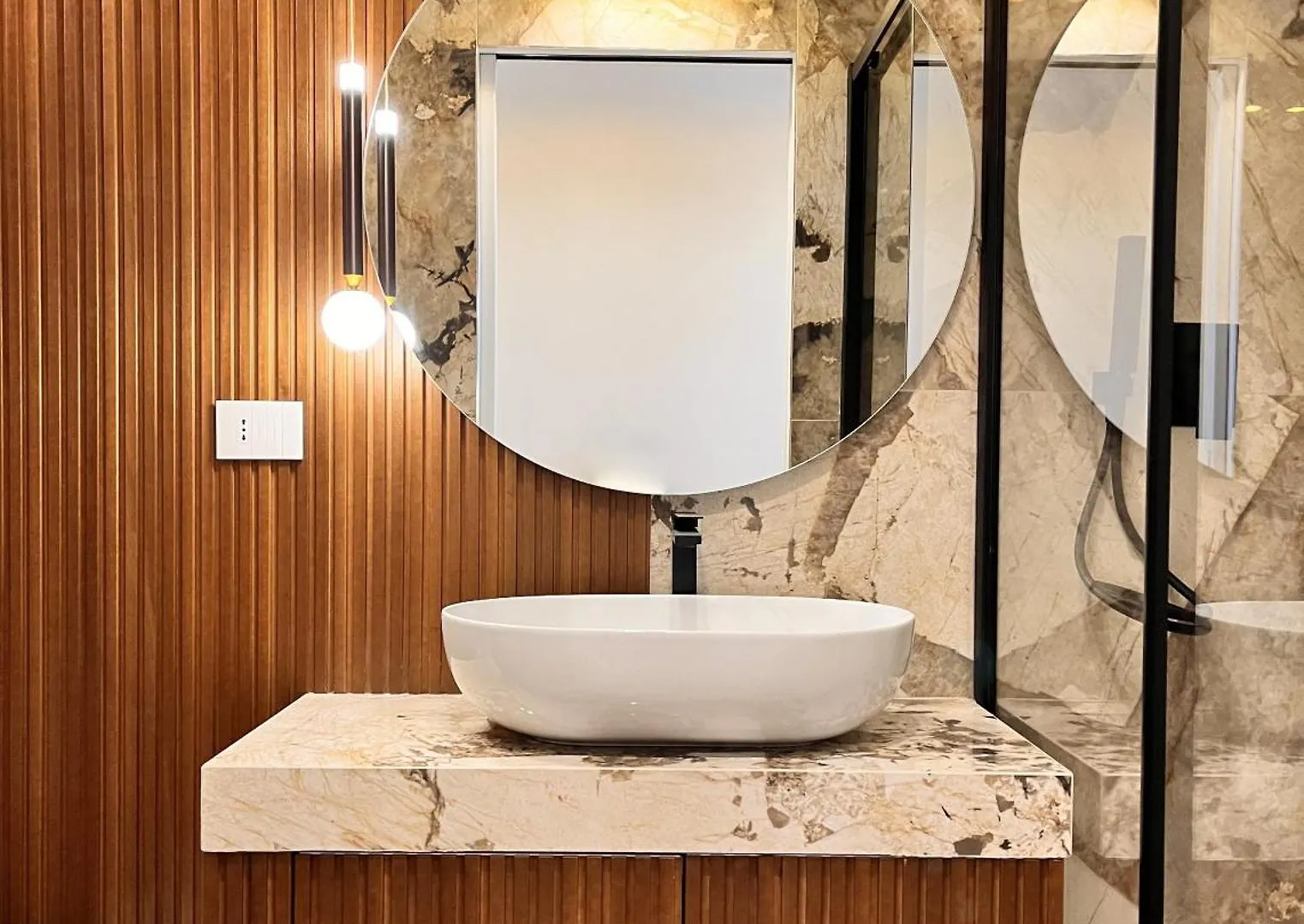 Yls Luxury Suites Milán 0*,